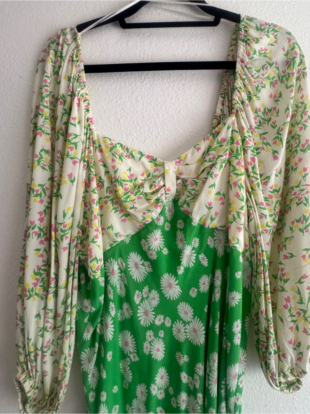 RIXO Green and Cream Floral Long-Sleeve Maxi Dress - Picture 2 of 5